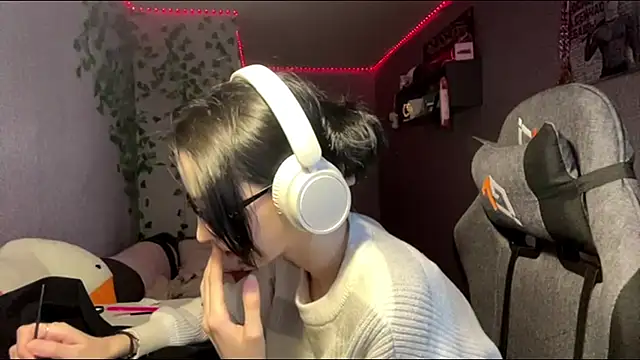Snapshot of NightFoxxx chatting on 06.09.26 NightFoxxx online show from 06.09.26
