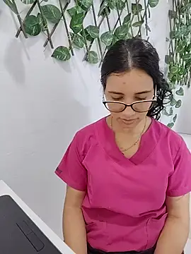 alanahot94 online show from 06.28.26