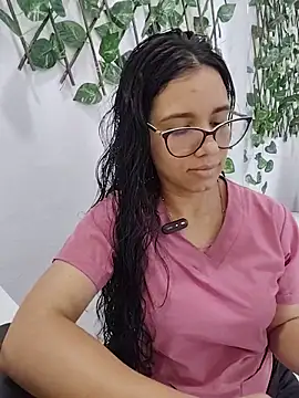 alanahot94 online show from 06.30.26
