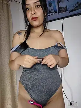 HollyMoon  online show from 07.12.26