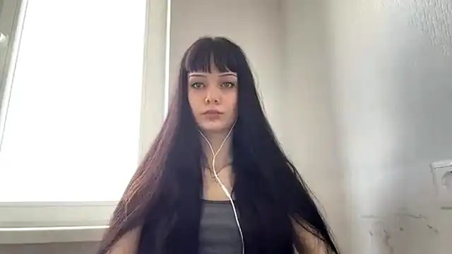 CharmaineElles online show from 05.17.26