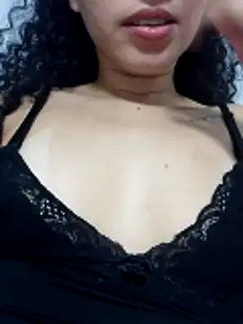 Snapshot of venuseyes25 chatting on 06.06.26 venuseyes25 online show from 06.06.26