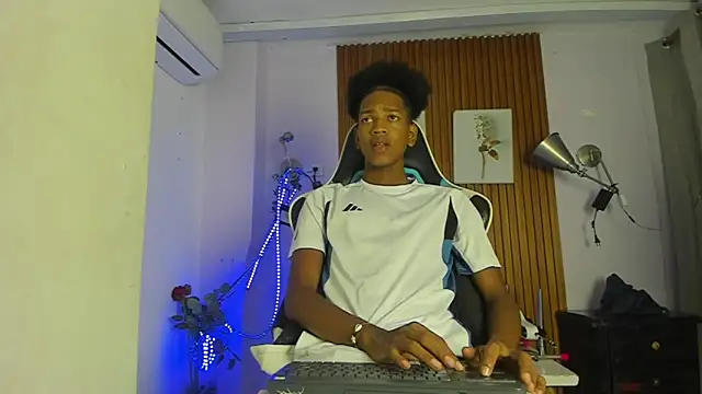 Snapshot of Afrowayuu chatting on 06.05.26 Afrowayuu online show from 06.05.26
