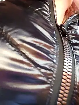 Snapshot of MILFBARBY chatting on 02.26.25 MILFBARBY online show from 02.26.25