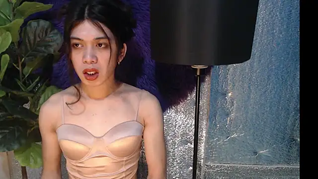 Snapshot of RoseAmarie chatting on 05.22.26 RoseAmarie online show from 05.22.26