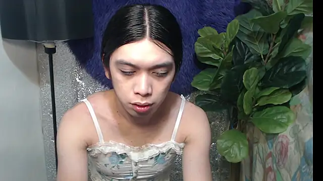 Snapshot of RoseAmarie chatting on 06.19.26 RoseAmarie online show from 06.19.26