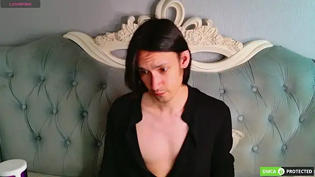 Snapshot of CalvinChapman chatting on 06.21.26 CalvinChapman online show from 06.21.26