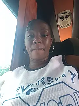 sandycollens  online show from 05.29.26