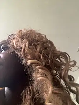 Snapshot of BlaqueBarbee chatting on 05.31.26 BlaqueBarbee online show from 05.31.26
