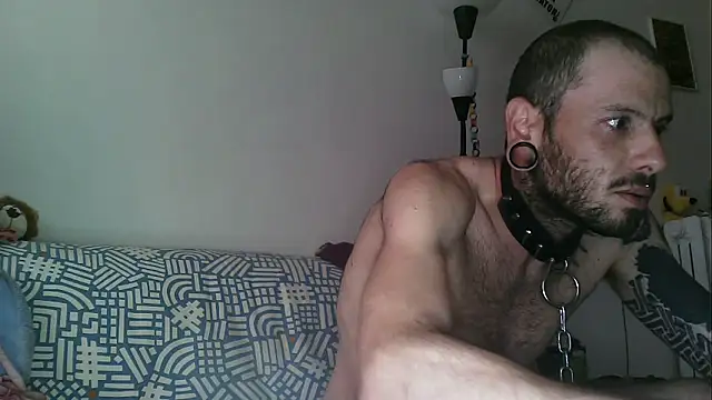 Snapshot of imponenteZeus chatting on 05.14.26 imponenteZeus online show from 05.14.26