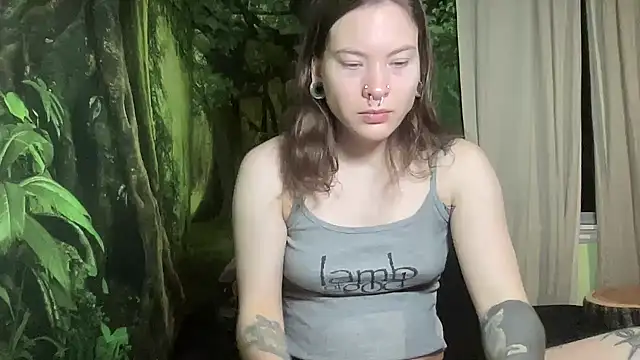 mo0ngoddess online show from 01.15.25