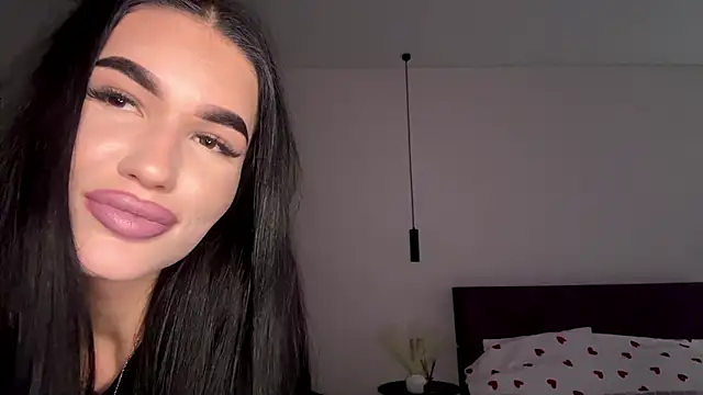 KarieEgge online show from 05.25.26