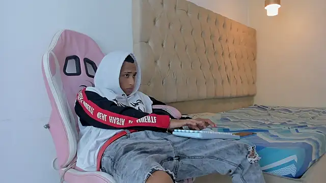 Supreme Badboy online show from 06.09.26