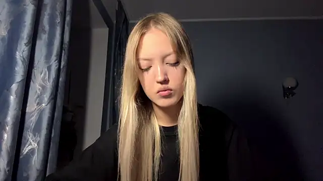 Snapshot of NievesHackey chatting on 07.01.26 NievesHackey online show from 07.01.26