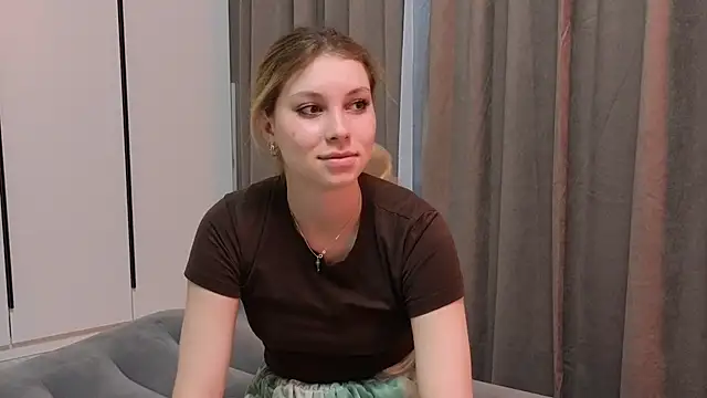 Sairallyn online show from 06.14.26