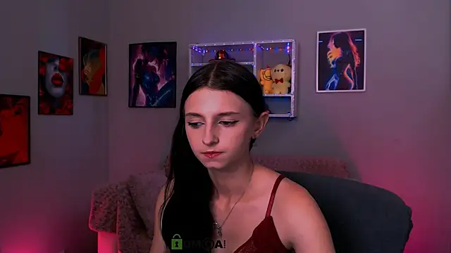 caroline honeyy online show from 06.11.26