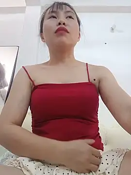 Snapshot of Cherry-squirtt chatting on 06.25.26 Cherry-squirtt online show from 06.25.26