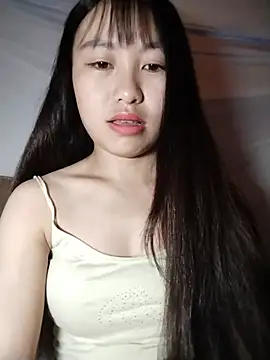Snapshot of Cherry-squirtt chatting on 06.28.26 Cherry-squirtt online show from 06.28.26