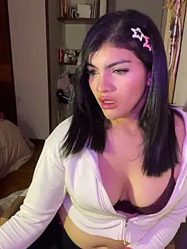 Emilyrosett  online show from 06.09.26