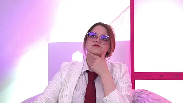 AlexaAvery online show from 05.27.26