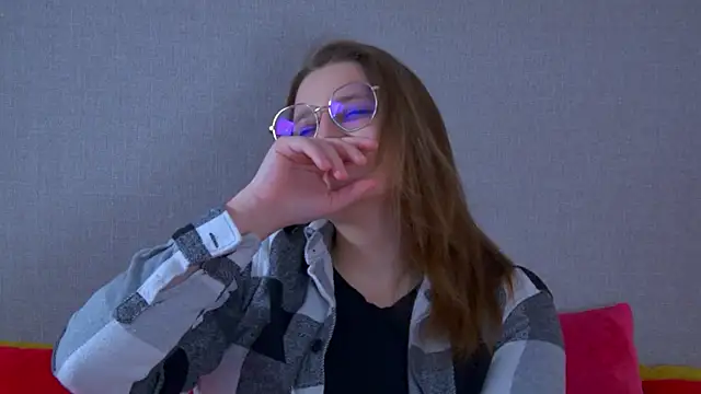 AlexaAvery online show from 07.09.26
