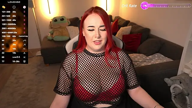 Snapshot of littleEve chatting on 12.05.24 littleEve online show from 12.05.24