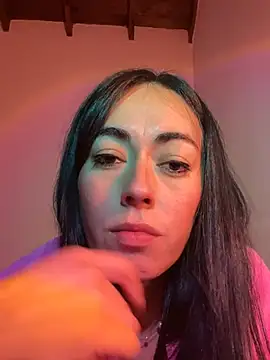 ToxicYani online show from 05.20.26