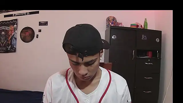 Snapshot of Fenix_hardcock chatting on 06.19.26 Fenix hardcock online show from 06.19.26