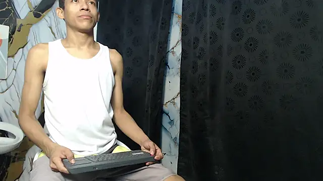 RONALDA HOT26 online show from 05.21.26