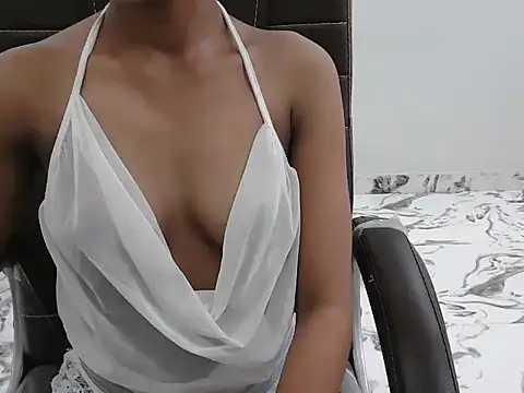 lovelyshaski online show from 07.18.26