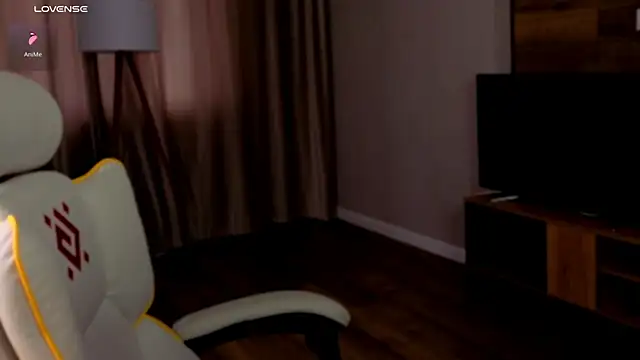 honeylanaa online show from 07.14.26
