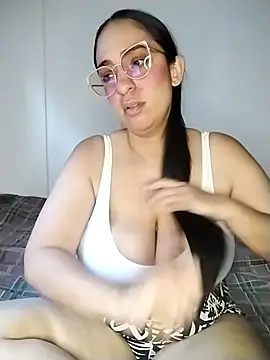 Pamela sa online show from 07.16.26