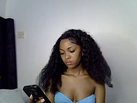 Snapshot of Afriona chatting on 05.14.26 Afriona online show from 05.14.26