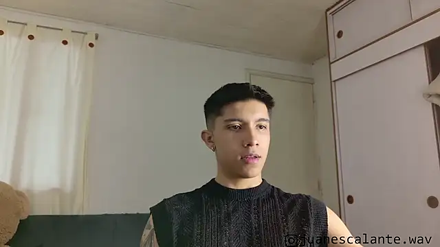 Snapshot of Thesaint_xxx chatting on 05.21.26 Thesaint xxx online show from 05.21.26