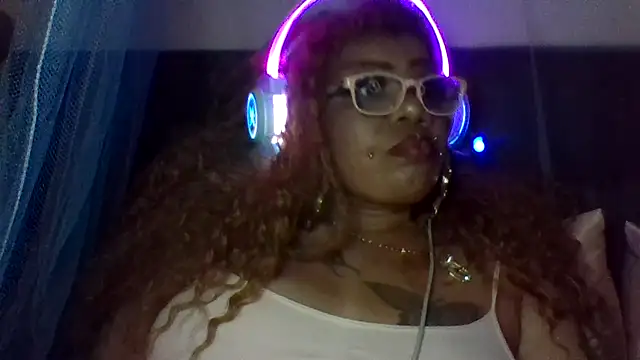 Snapshot of NailGoddessnow chatting on 02.22.26 NailGoddessnow online show from 02.22.26