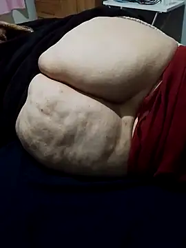 MegaAssMature online show from 06.18.26