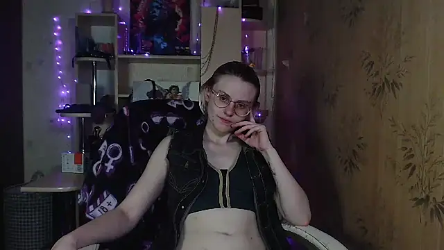   Freya    online show from 05.22.26