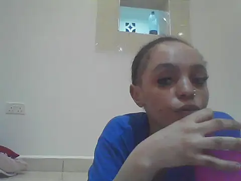 silk couple1 online show from 05.15.26