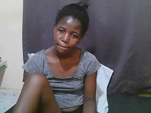 Snapshot of Sweet-tatiana chatting on 06.21.26 Sweet-tatiana online show from 06.21.26