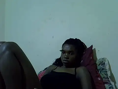 Snapshot of princess_scovia chatting on 06.25.26 princess scovia online show from 06.25.26