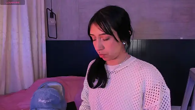 ByVanessa online show from 07.12.26