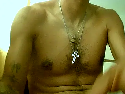 Snapshot of Negritohot3682 chatting on 06.17.26 Negritohot3682 online show from 06.17.26
