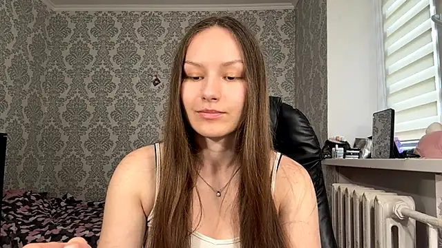 Snapshot of ShaylaChong chatting on 06.27.26 ShaylaChong online show from 06.27.26