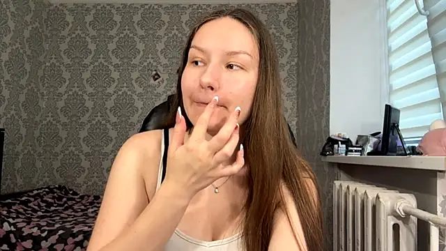 Snapshot of ShaylaChong chatting on 06.30.26 ShaylaChong online show from 06.30.26