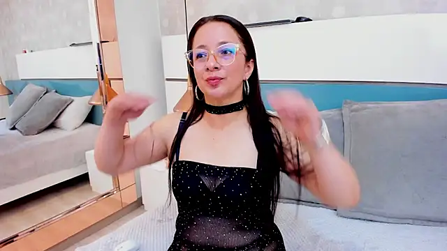 VictoriaRousse   online show from 05.21.26