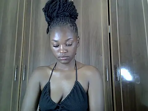 Snapshot of catalina245 chatting on 07.14.26 catalina245 online show from 07.14.26
