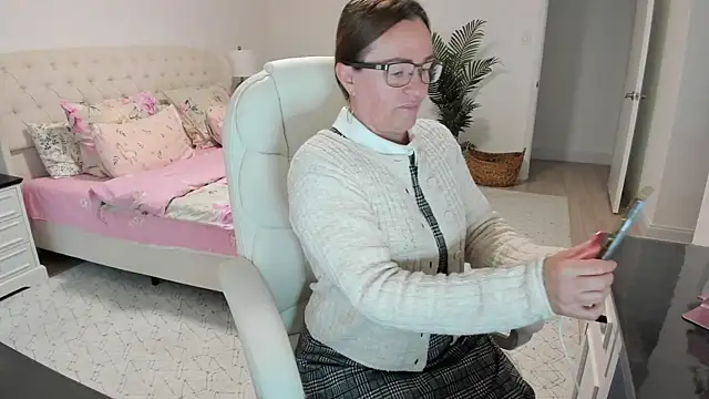Vika73 online show from 07.15.26