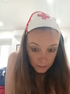 Snapshot of MissDiavoletta chatting on 05.18.26 MissDiavoletta online show from 05.18.26