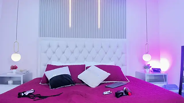 Nicole vega18 online show from 06.17.26