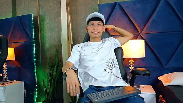 ThiagoFerrer  online show from 05.19.26
